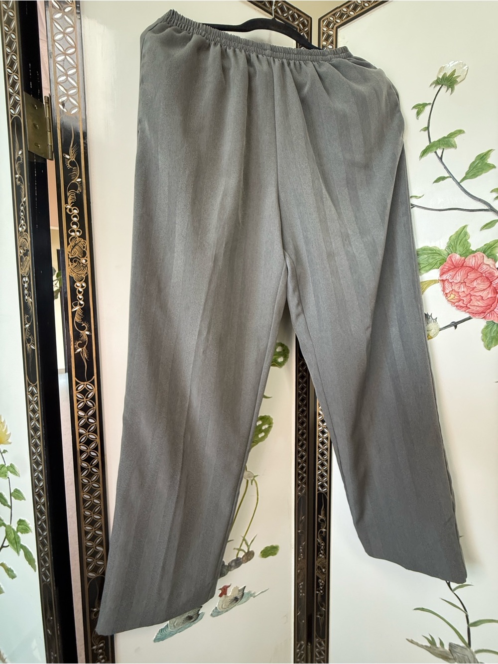 Vintage Leslie Fay Gray Elastic-Waist Straight Trousers, so cool